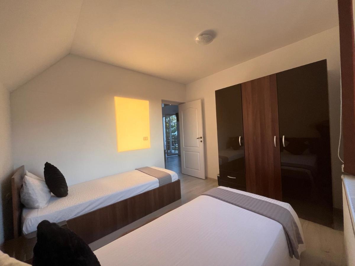 Rebeca Apartament Lugoj Ngoại thất bức ảnh